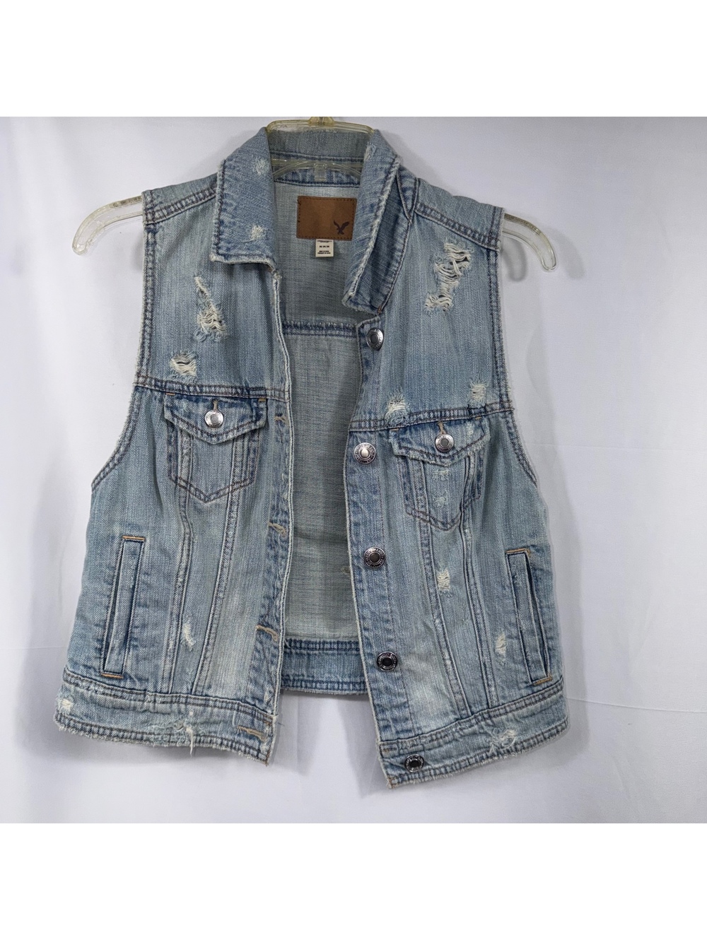 American Eagle Distressed Denim Vest Women’s Medium Light Wash Jean Vest